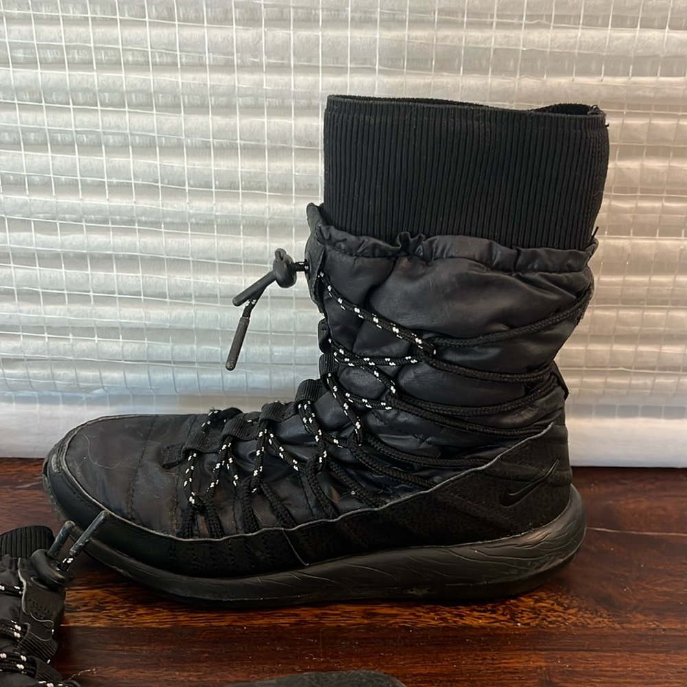 nike boots with fur lining womens  6 black